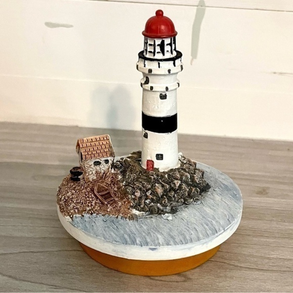 NWT Yankee Candle Lighthouse Jar Topper